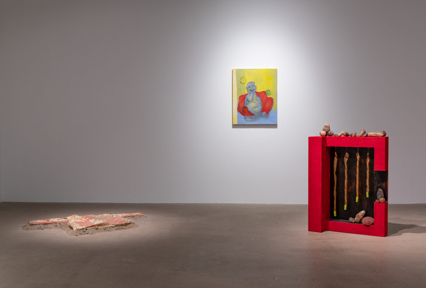 PEINTURE: GEETHA THURAIRAJAH. SCULPTURES: GABI DAO. CRÉDIT IMAGE: PAUL LITHERLAND.